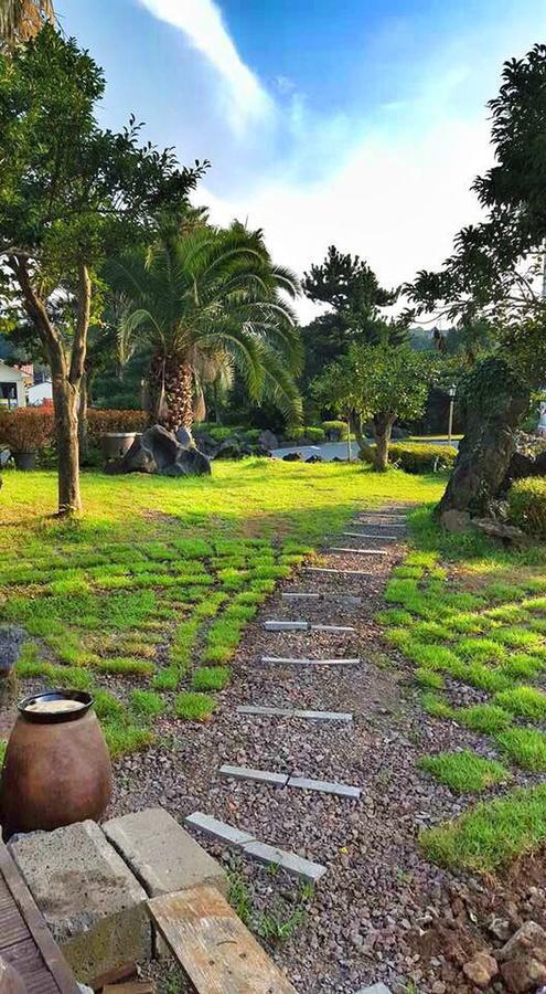 Jeju Land Pension Seogwipo Extérieur photo